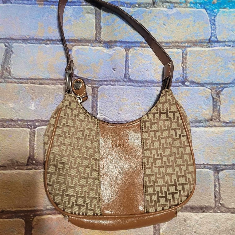 Tommy Hilfiger Purse